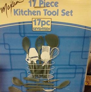 17 piece kitchen utensils set
